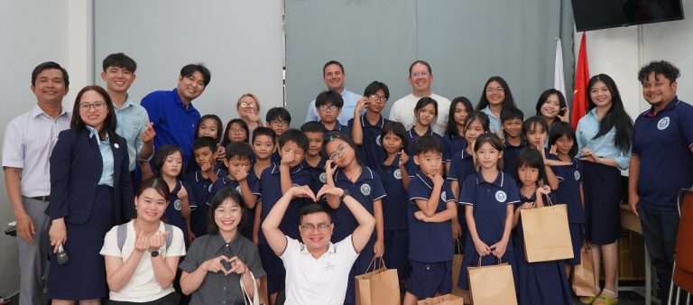 English Academy in Vietnam
